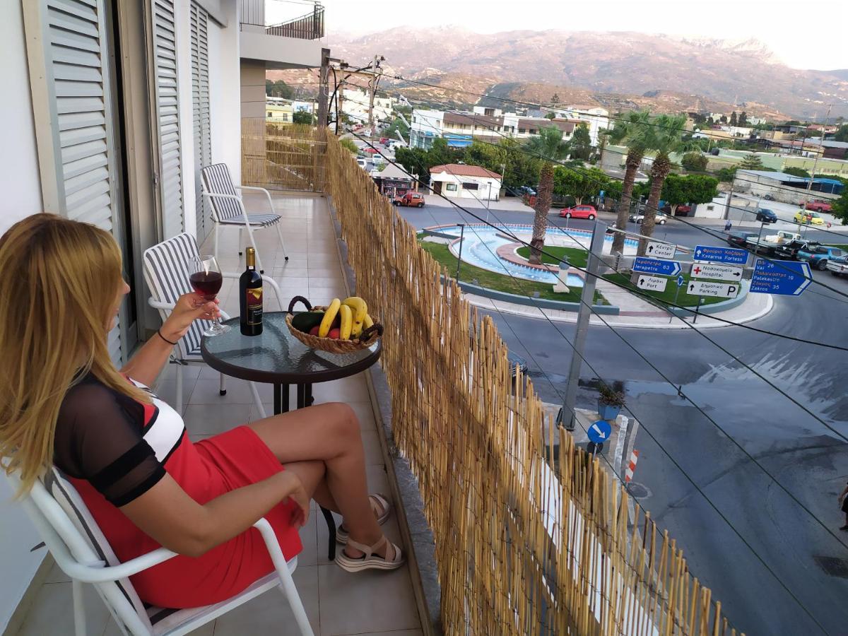 Daire 94m2, Center Of Sitia, Wifi, 350m *